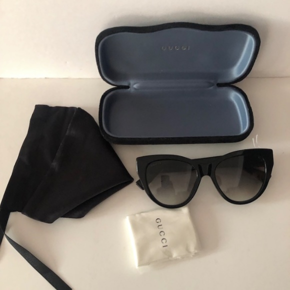 Gucci Black Cat Eye GG0460S Sunglasses - Picture 10 of 12